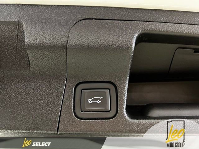 Used 2023 GMC Acadia Denali AWD/4WD image 21