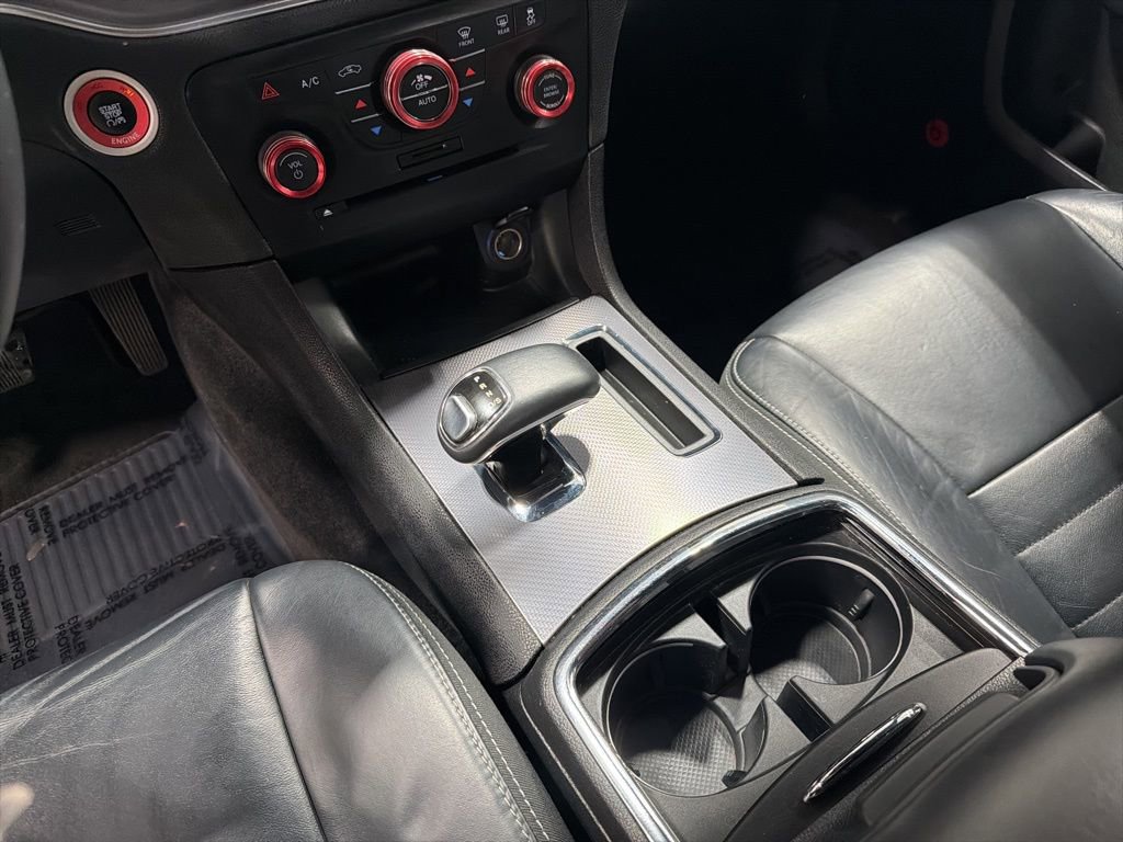 Used 2014 Dodge Charger SXT Plus RWD image 17