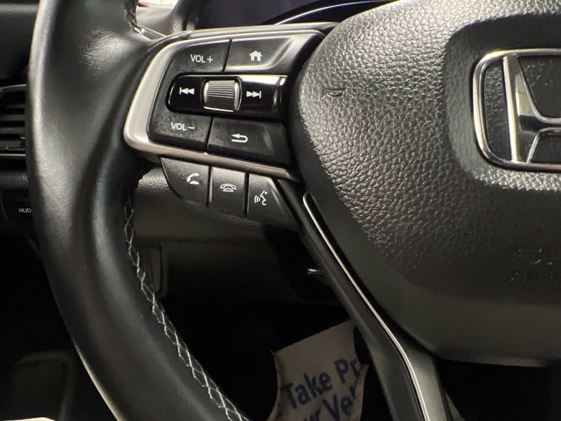 Used 2018 Honda Accord Touring image 22