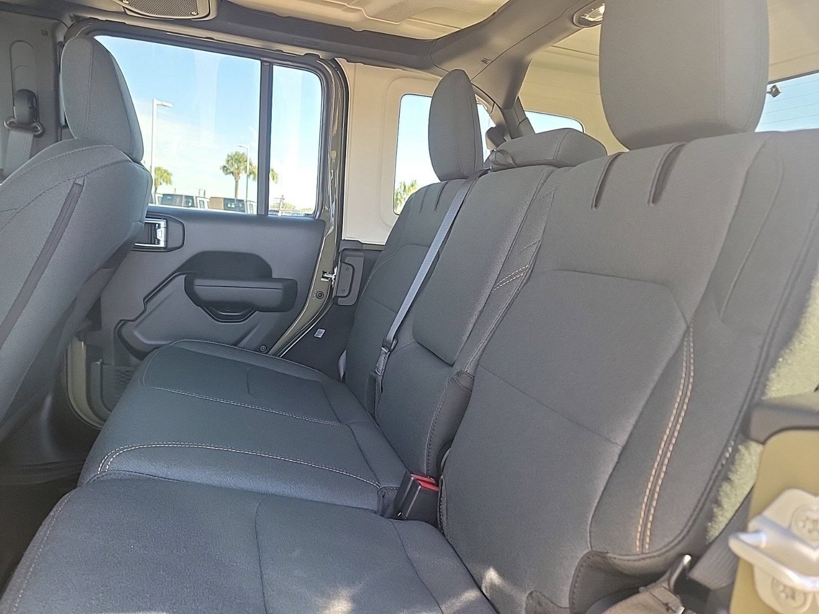 Used 2025 Jeep Wrangler Unlimited Sport S 4xe w/ Convenience Group AWD/4WD image 24