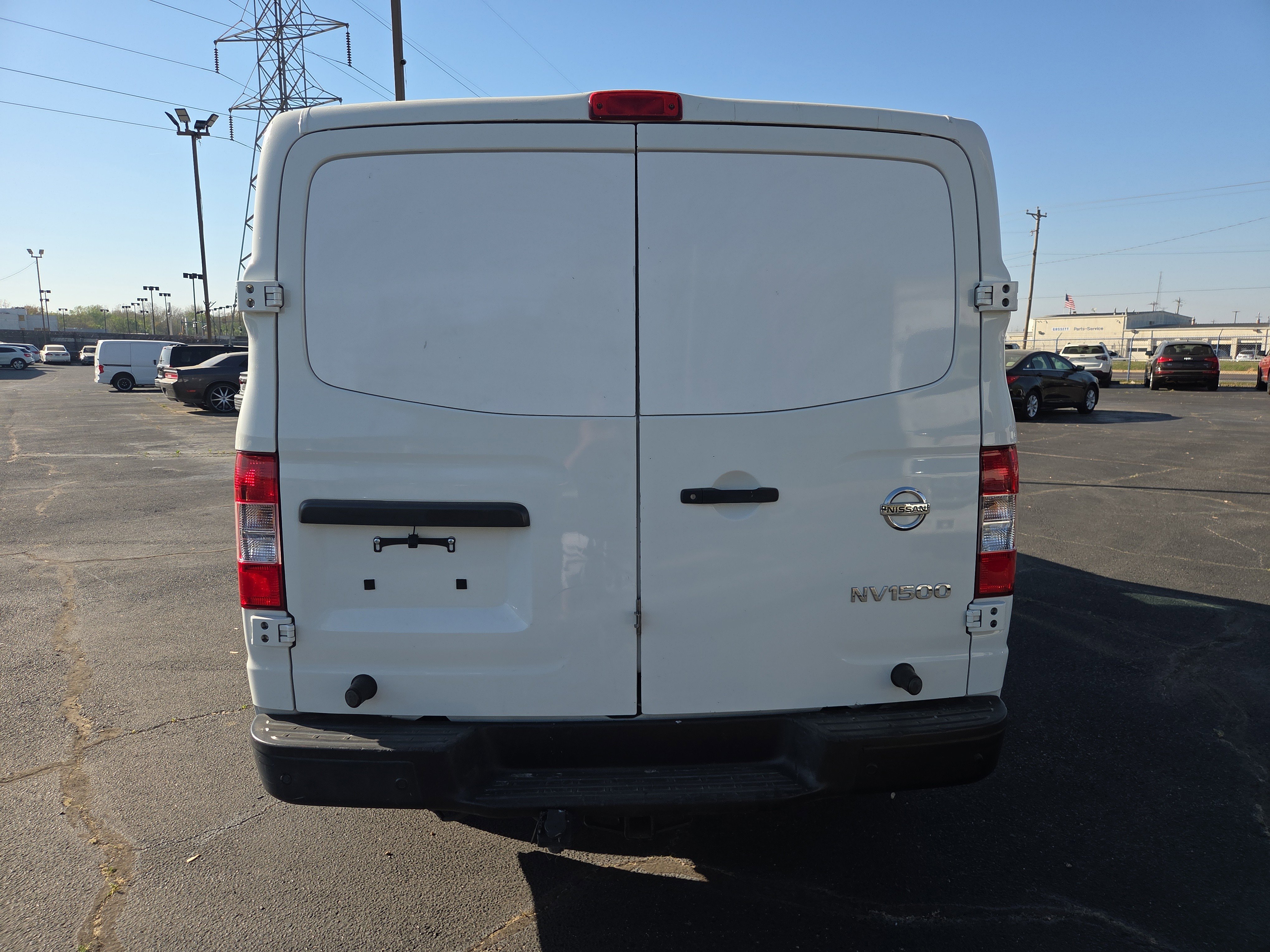 Used 2017 Nissan NV 1500 SV w/ Back Door Glass Package image 4