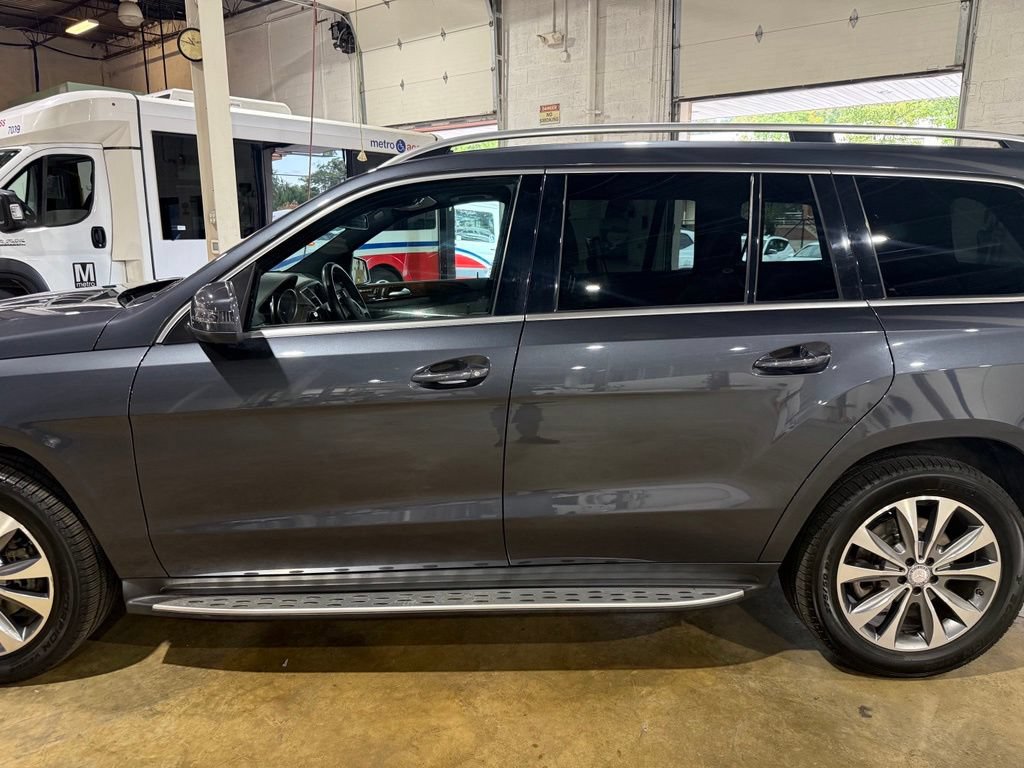 Used 2015 Mercedes-Benz GL 450 4MATIC image 10