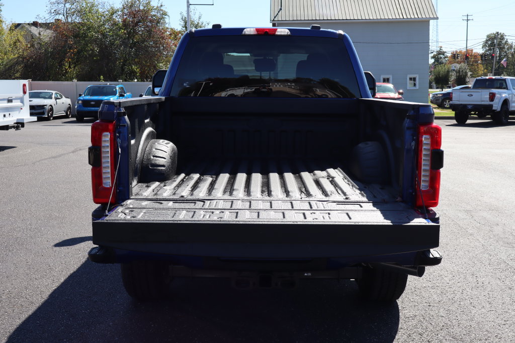 New 2026 Ford F250 XLT w/ XLT Premium Package AWD/4WD image 18
