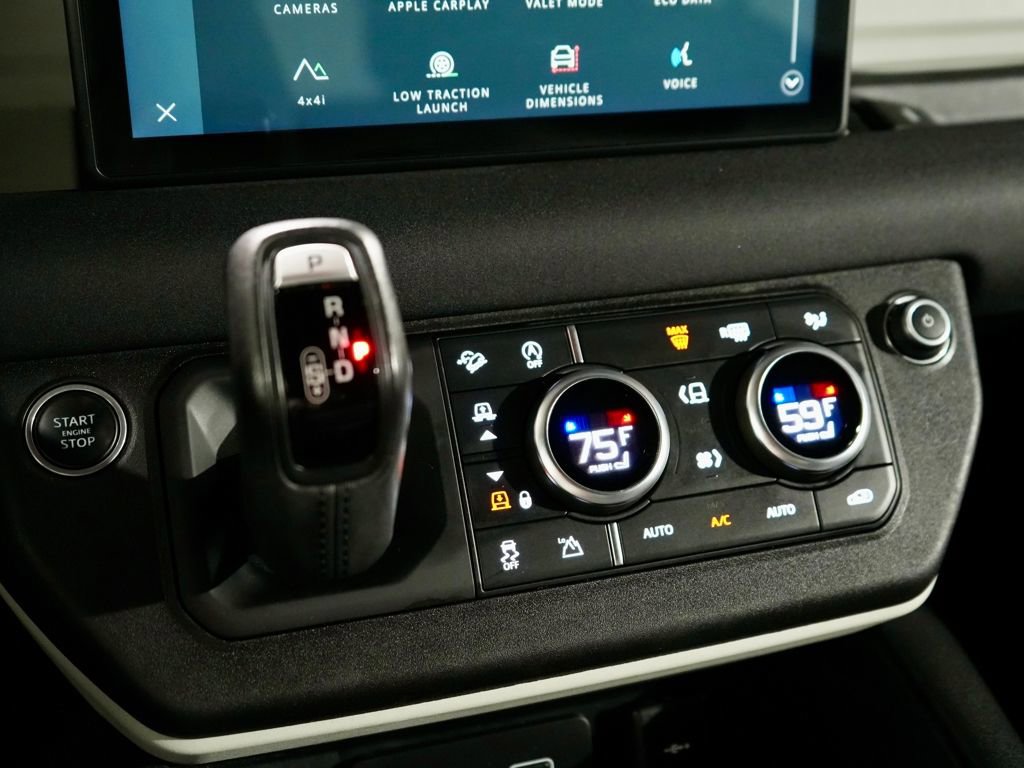 Used 2021 Land Rover Defender 110 SE image 20