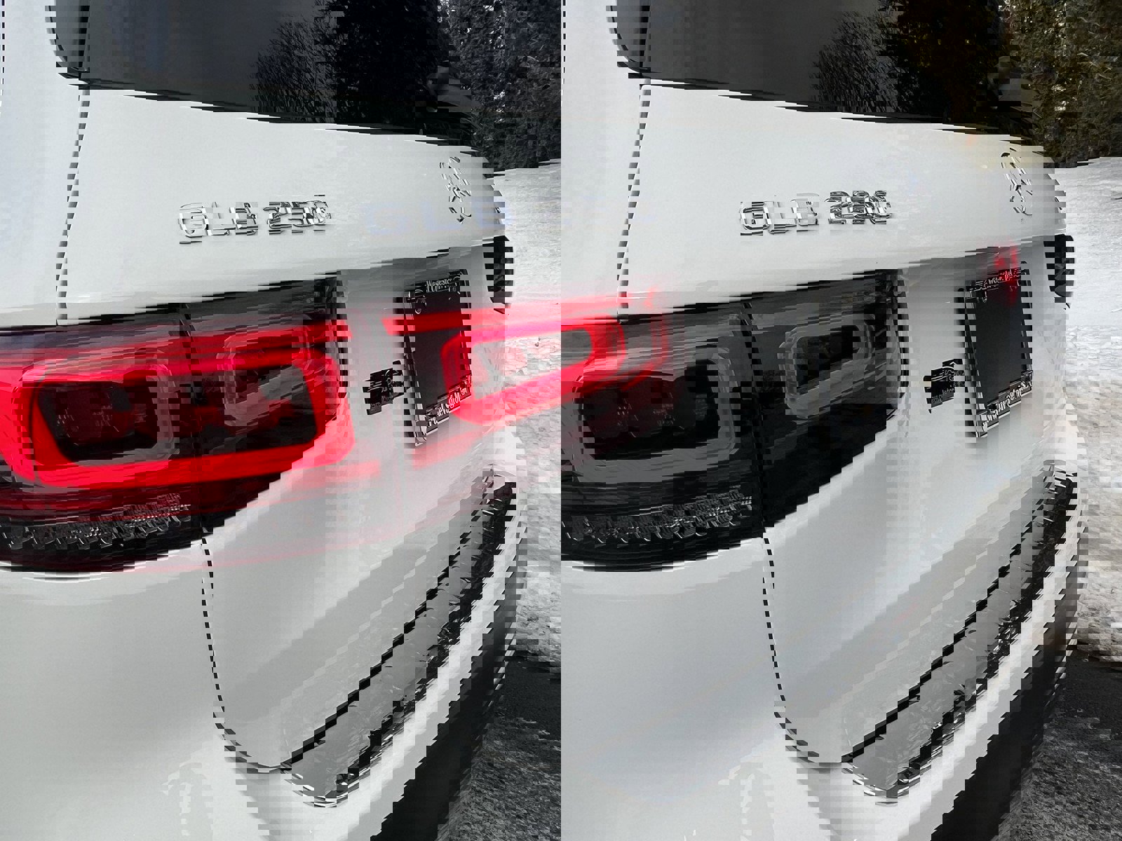 Used 2022 Mercedes-Benz GLB 250 4MATIC image 82