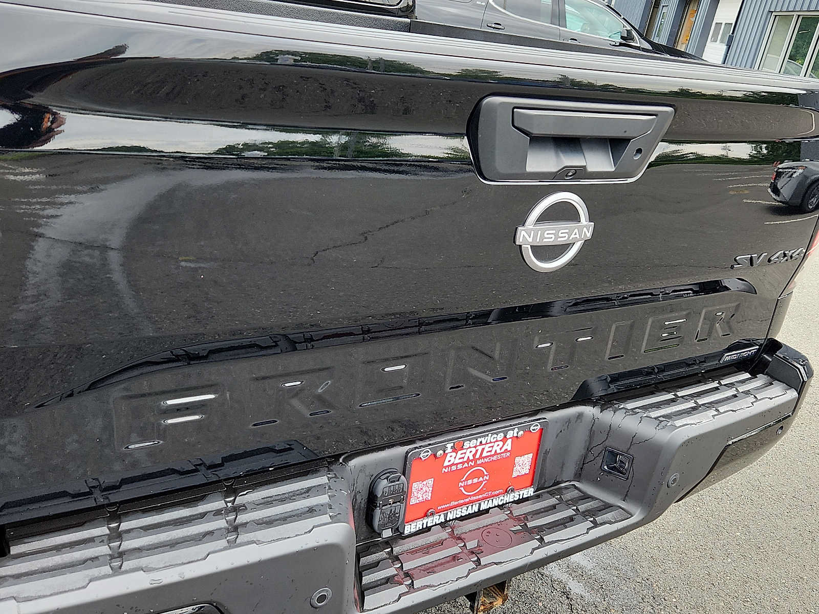 Used 2023 Nissan Frontier SV w/ Midnight Edition Package AWD/4WD image 26