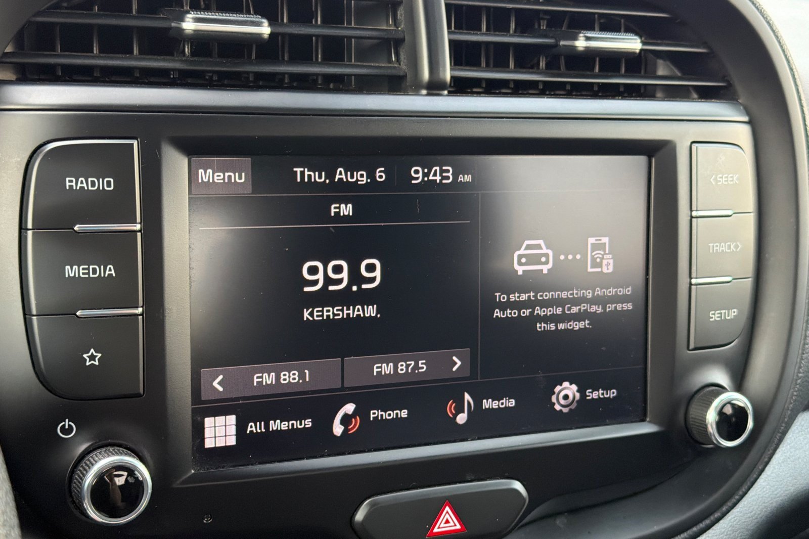 Used 2023 Kia Soul LX w/ LX Technology Package FWD image 15