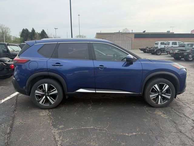 Used 2021 Nissan Rogue SL w/ Premium Package image 3