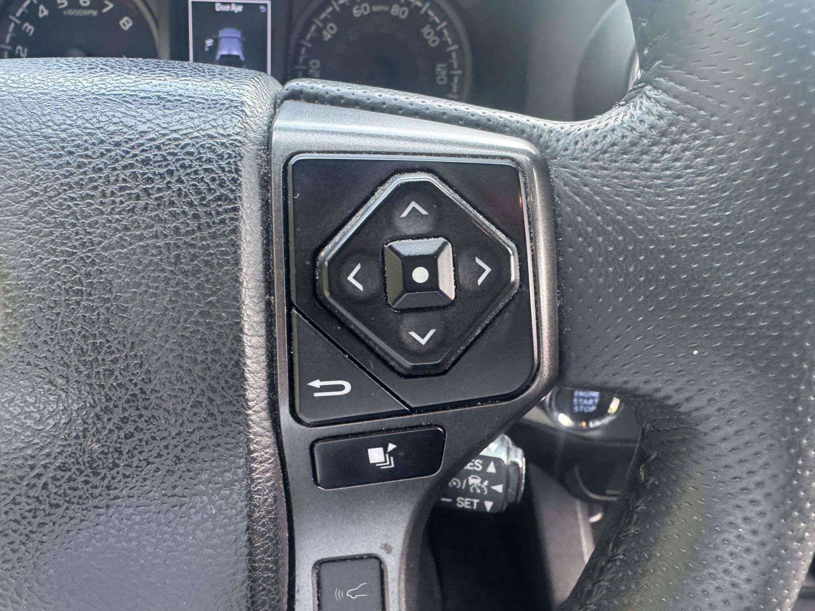 Certified 2023 Toyota Tacoma TRD Off-Road AWD/4WD image 23