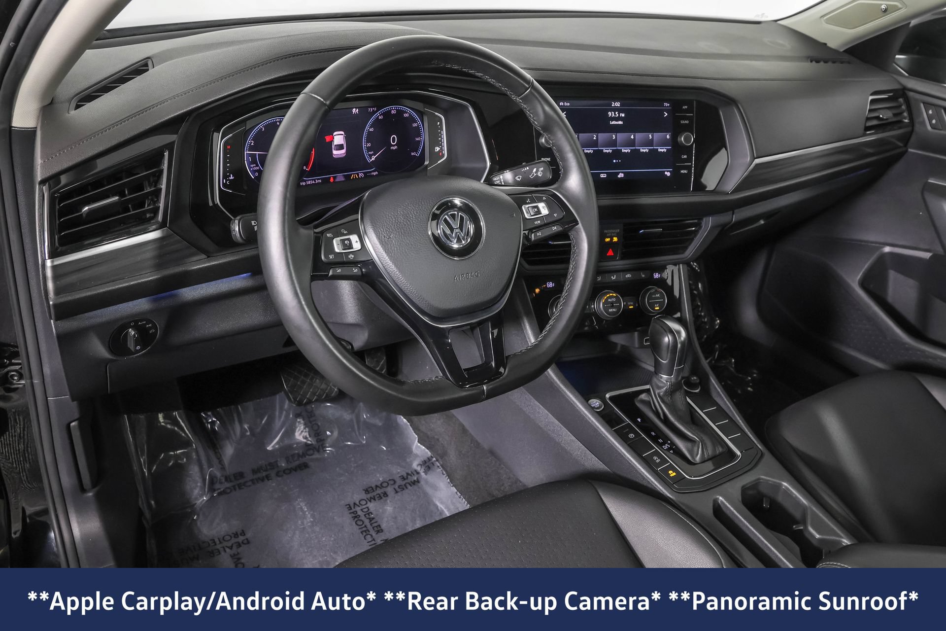 Used 2019 Volkswagen Jetta SEL w/ Cold Weather Package FWD image 5