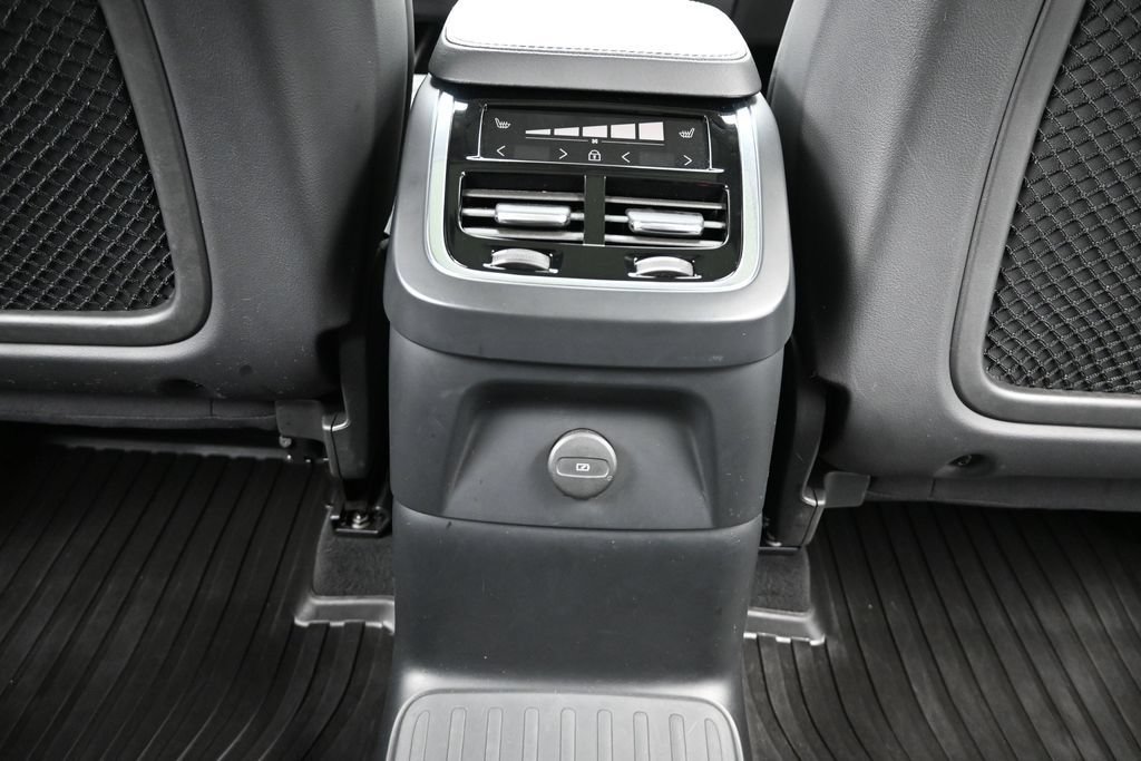 Used 2025 Volvo XC90 T8 Ultra w/ Protection Package Premier AWD/4WD image 22