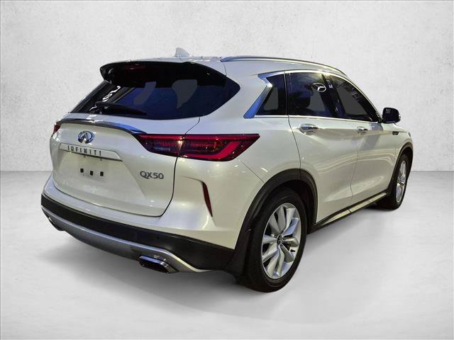 Used 2019 INFINITI QX50 Essential w/ Premium Heat Package FWD image 5