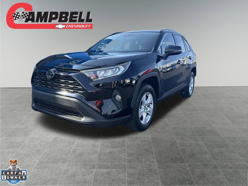 Used 2021 Toyota RAV4 XLE image 1