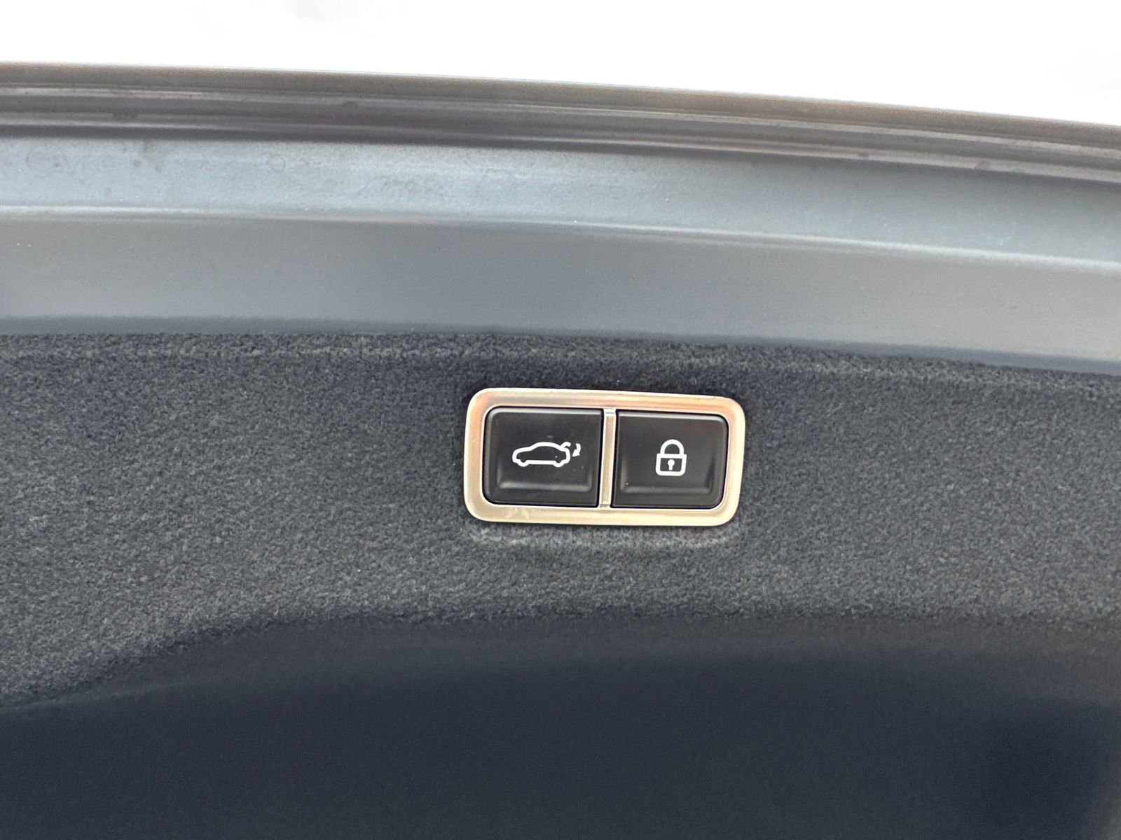 Used 2024 Hyundai Sonata Limited image 19