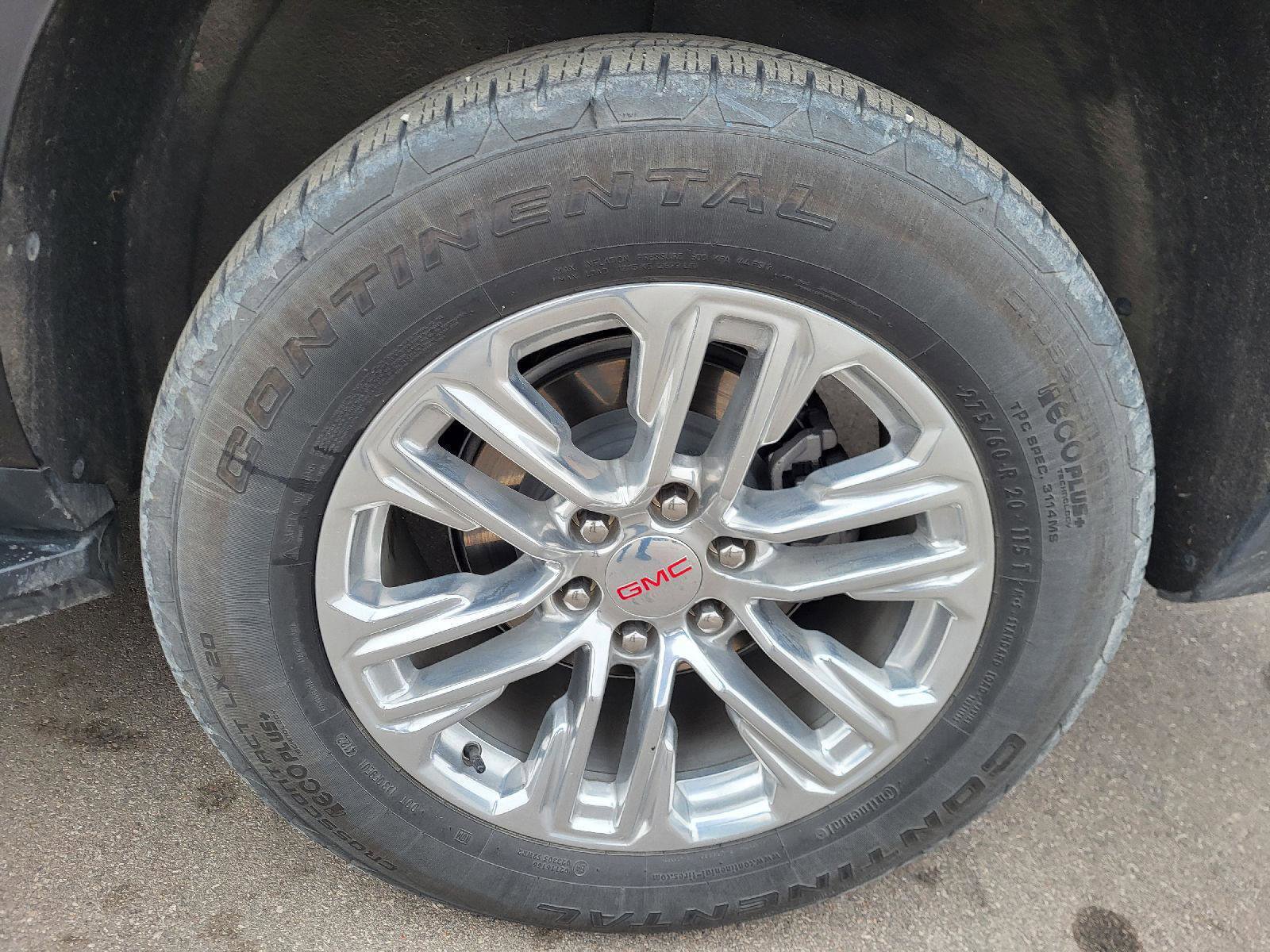 Used 2023 GMC Yukon SLT w/ SLT Premium Package image 17