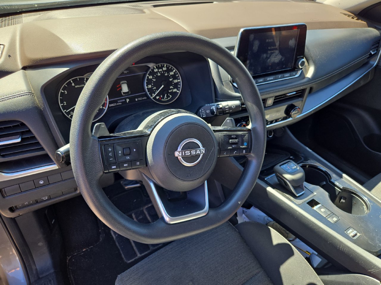 Used 2023 Nissan Rogue SV FWD image 10