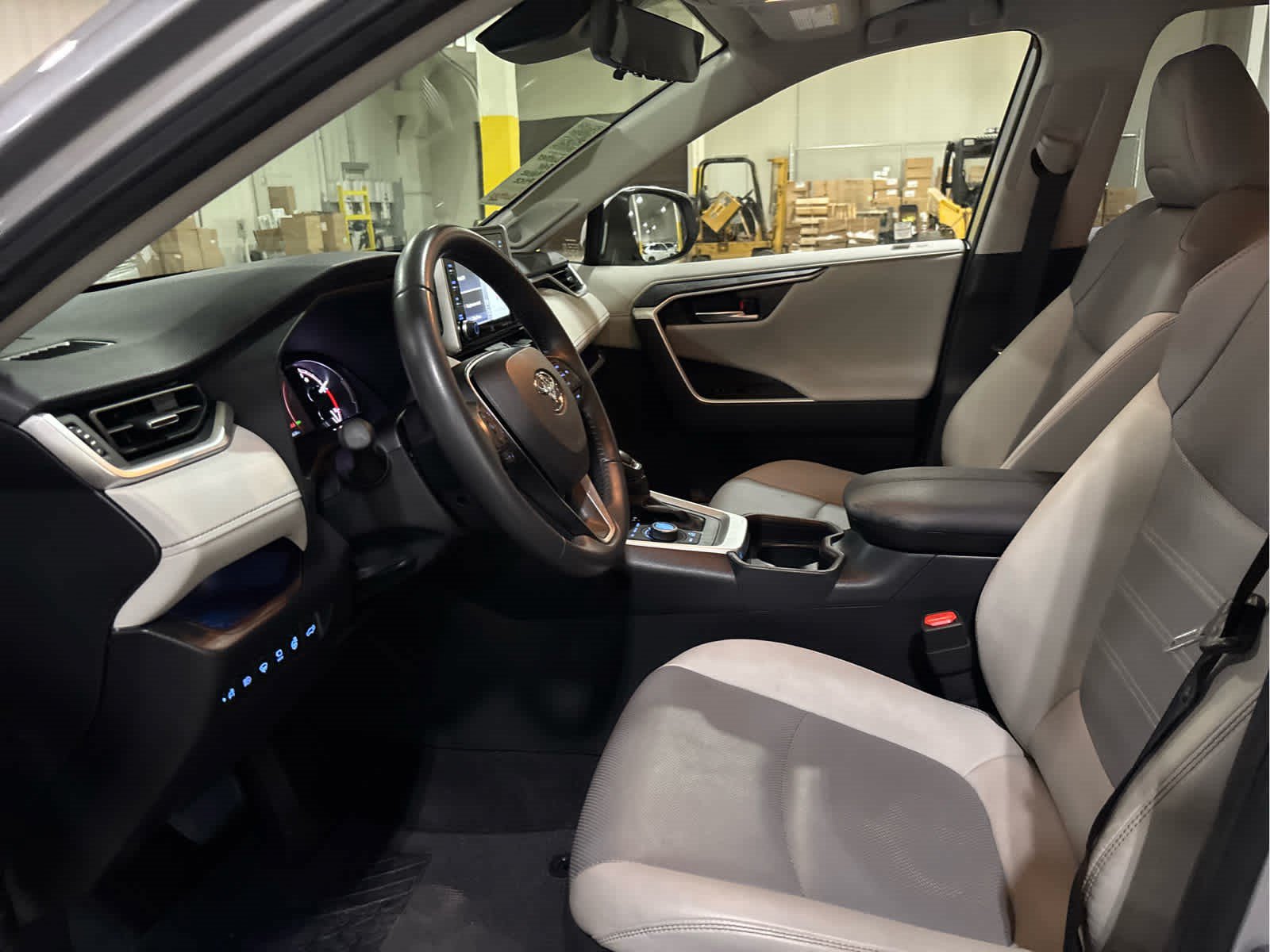 Certified 2021 Toyota RAV4 Limited AWD/4WD image 9