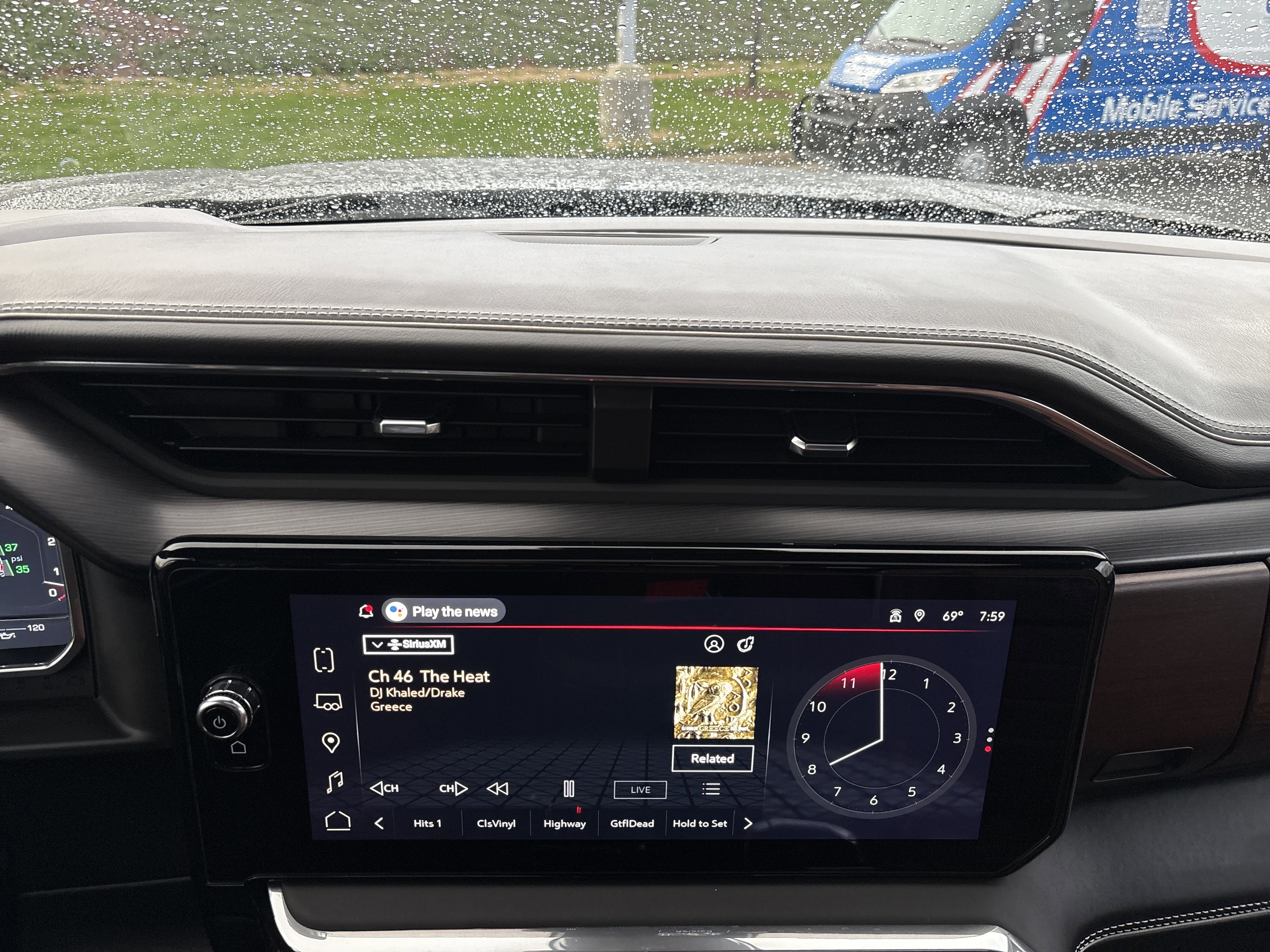 Used 2024 GMC Sierra 1500 Denali Ultimate image 30