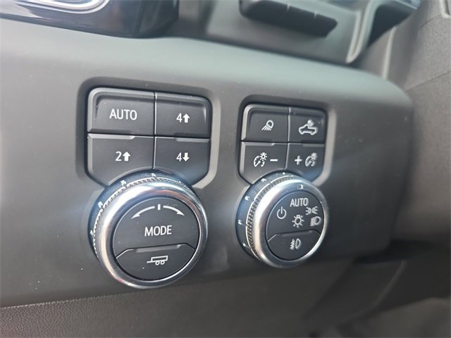 Used 2022 GMC Sierra 1500 Denali w/ Denali Reserve Package image 32