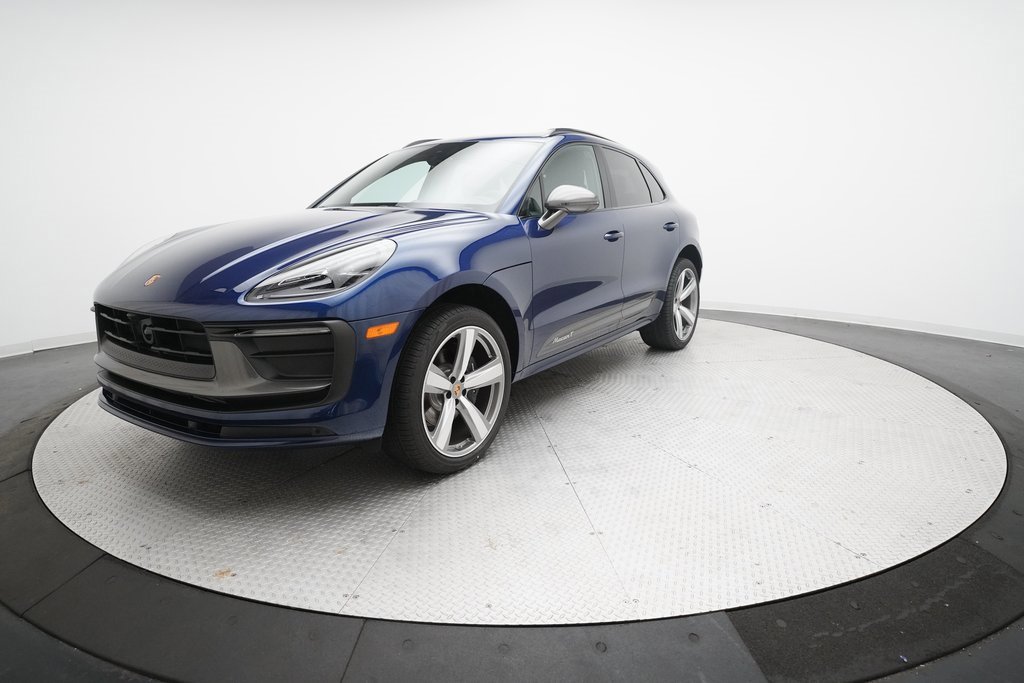 Used 2025 Porsche Macan Turbo video 1