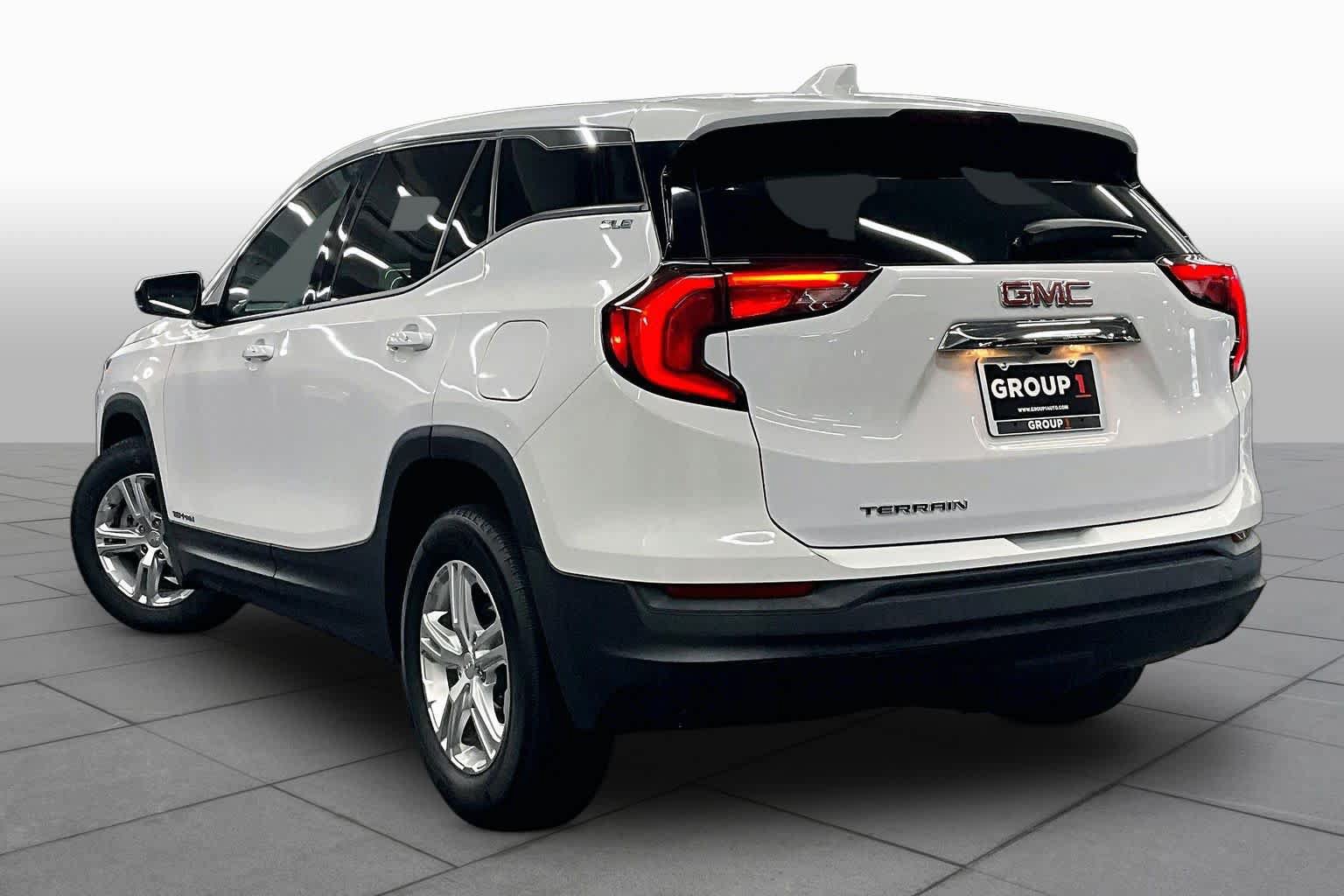 Used 2020 GMC Terrain SLE FWD image 12