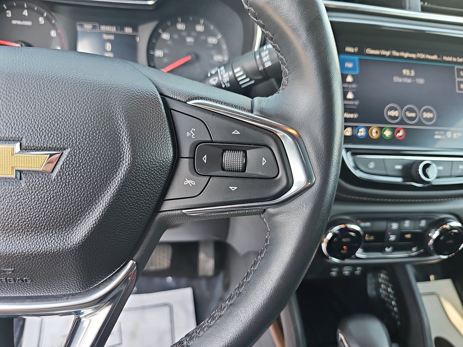 Used 2023 Chevrolet TrailBlazer ACTIV w/ Convenience Package AWD/4WD image 18