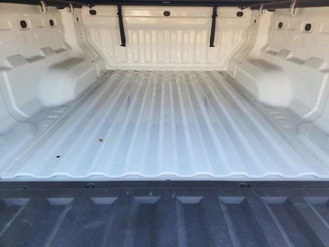 Used 2025 Chevrolet Colorado Trail Boss image 34