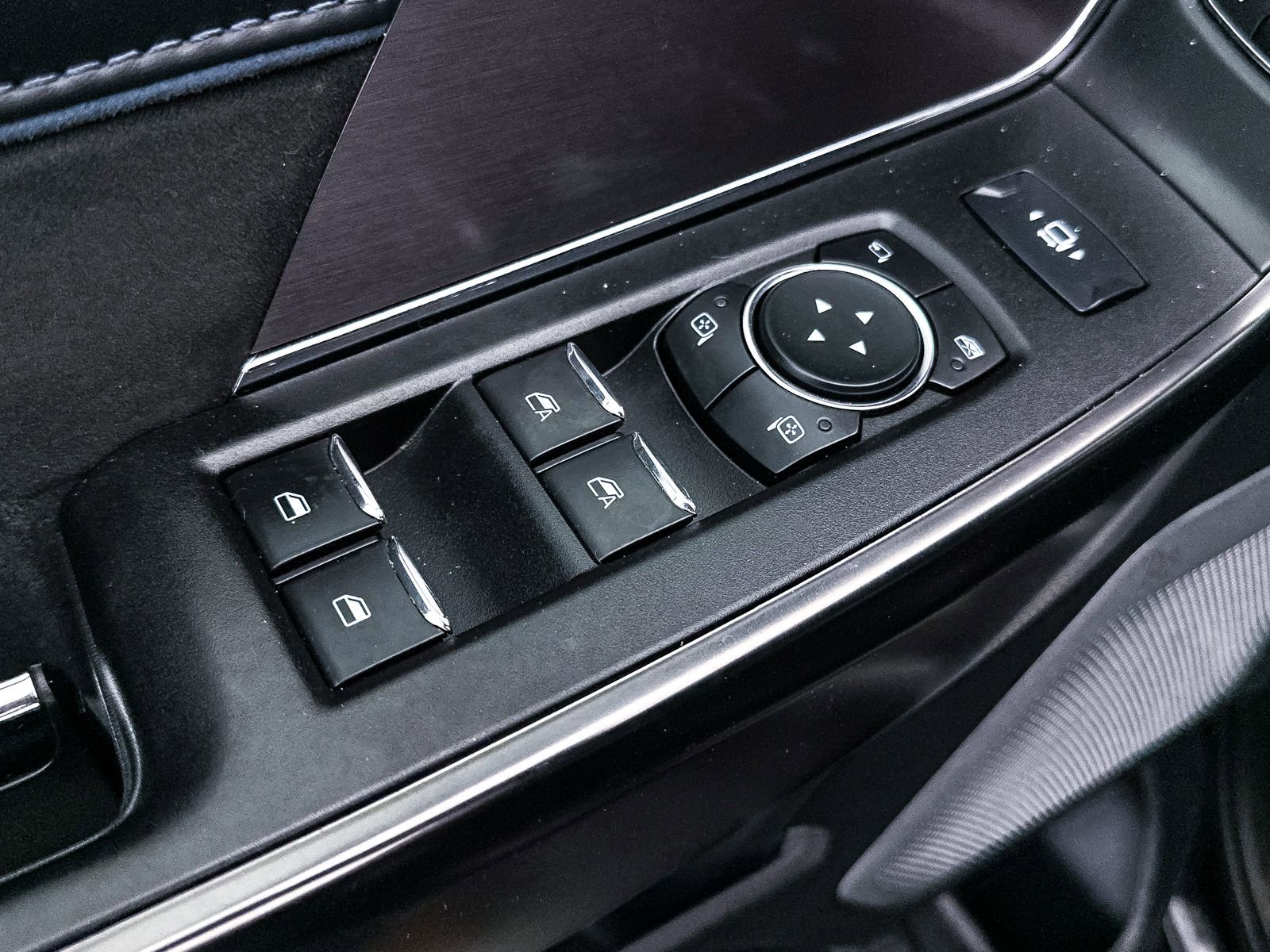 Used 2024 Ford F150 Platinum w/ Equipment Group 702A High image 21