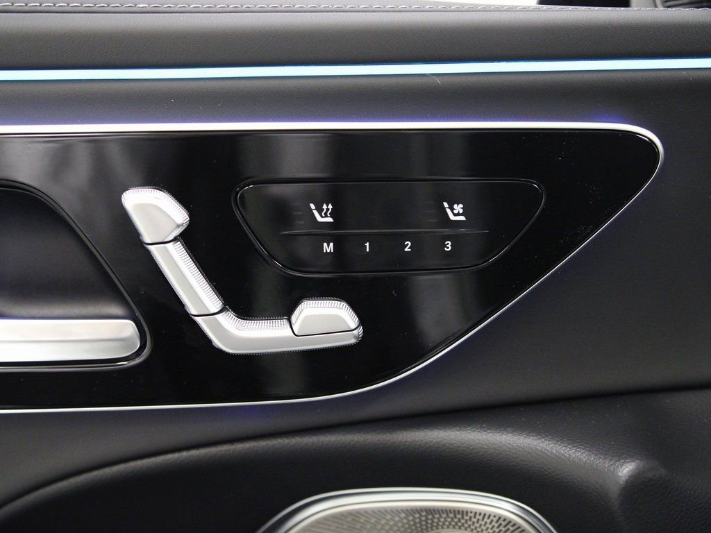 New 2026 Mercedes-Benz E 53 AMG e 4MATIC Sedan image 16