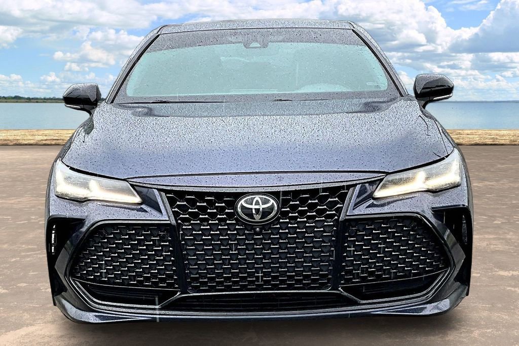 Used 2019 Toyota Avalon Touring w/ Advanced Safety Package FWD image 2