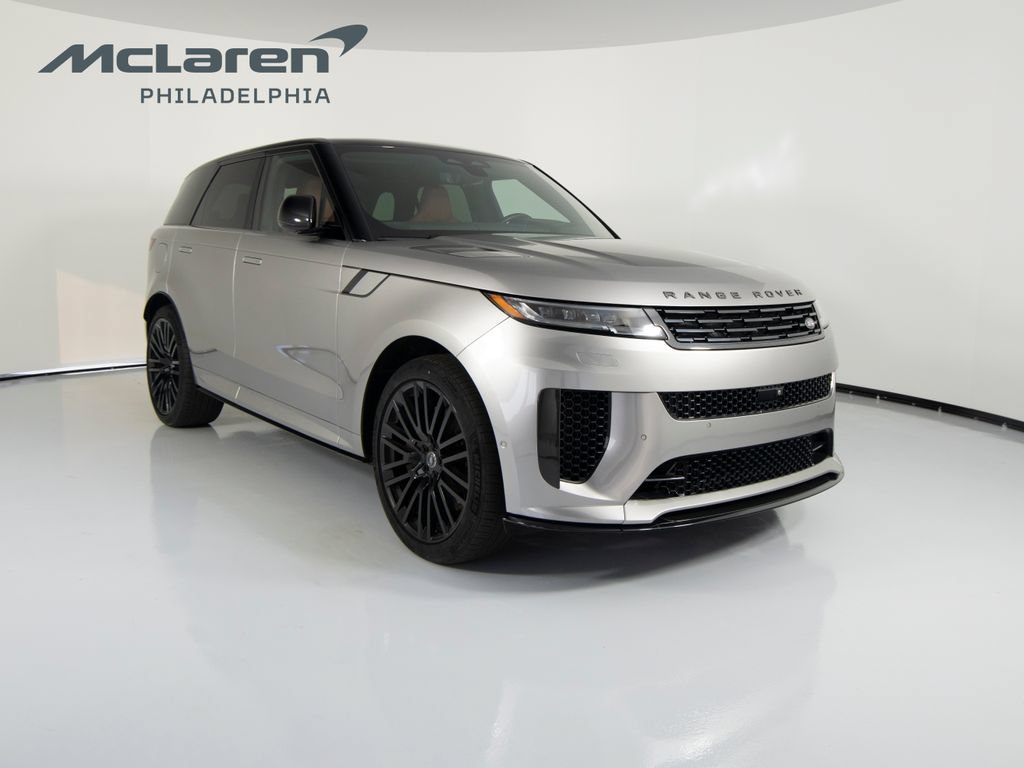 Used 2024 Land Rover Range Rover Sport AWD/4WD image 3