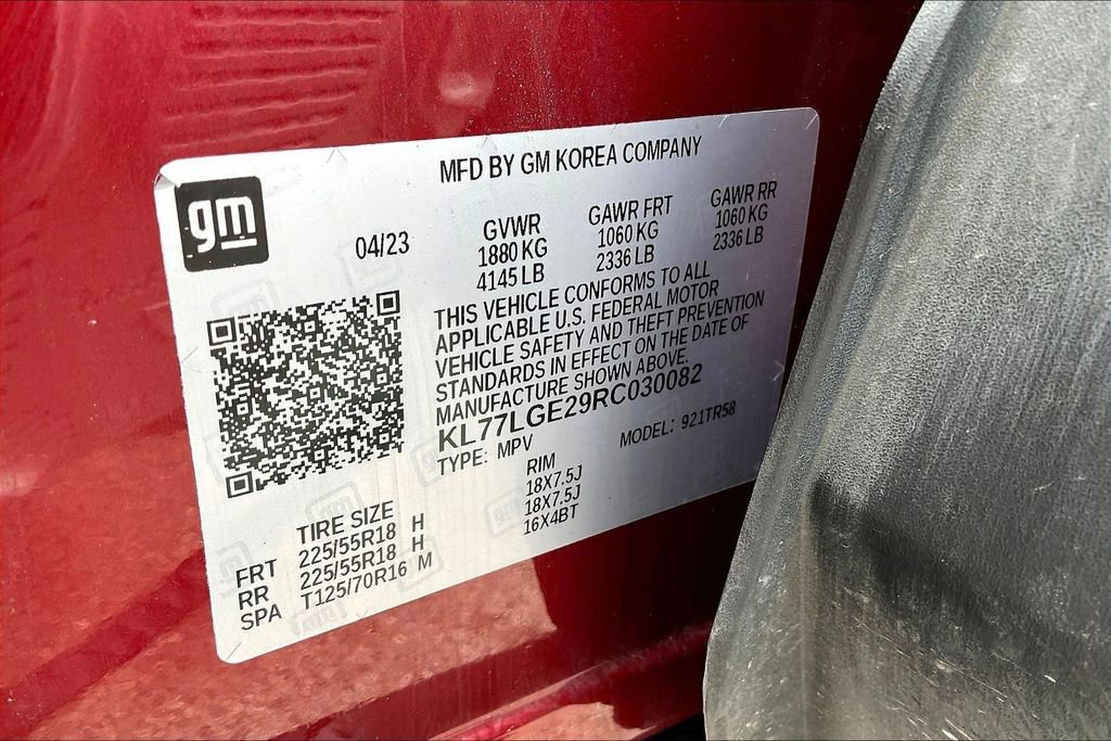 Used 2024 Chevrolet Trax RS FWD image 32