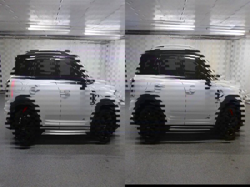 Used 2017 MINI Cooper Countryman S image 8