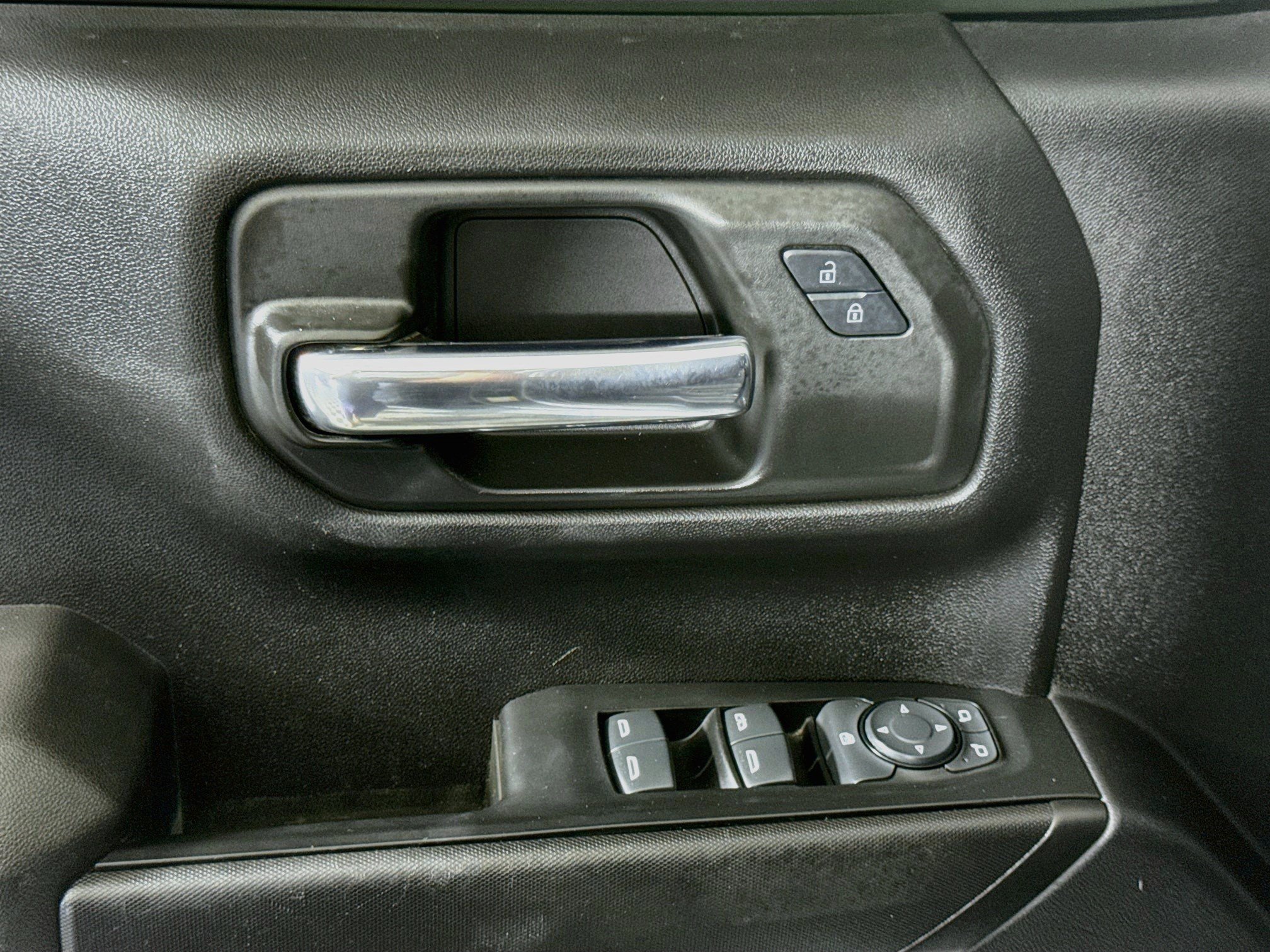Used 2024 Chevrolet Silverado 1500 Custom RWD image 23