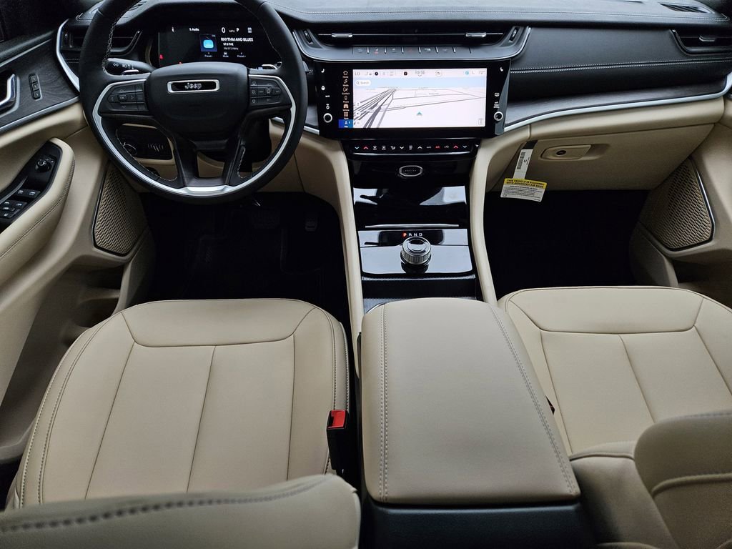 New 2026 Jeep Grand Cherokee Limited image 11