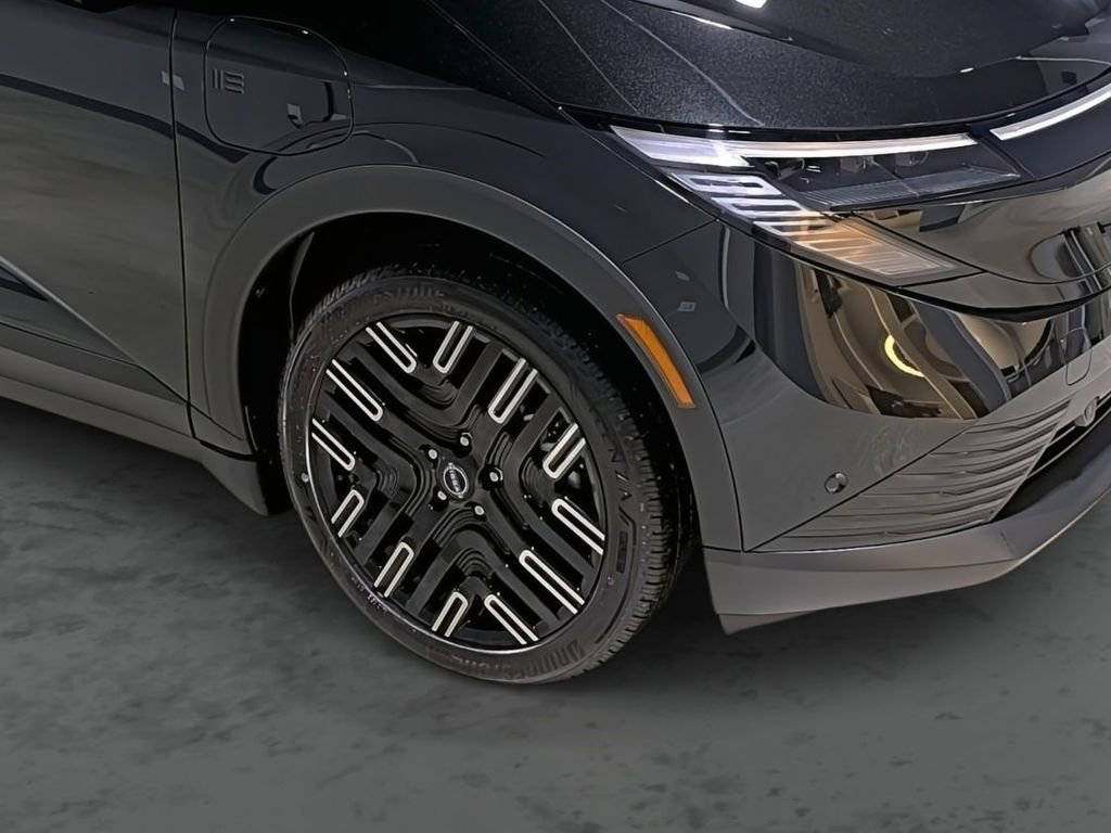 New 2026 Nissan Leaf Platinum+ w/ Cargo Package (Platinum+) FWD image 15