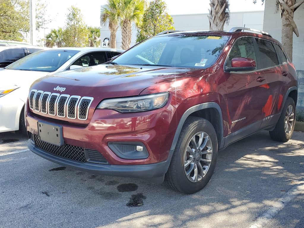 Used 2020 Jeep Cherokee Latitude Plus image 3