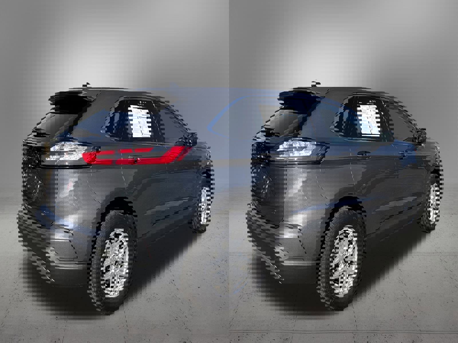 Used 2024 Ford Edge SEL image 4