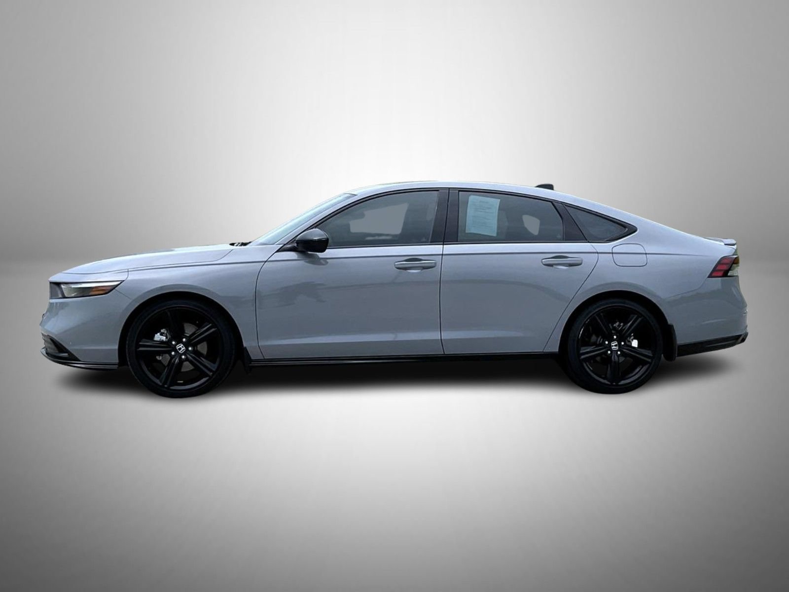 Used 2025 Honda Accord Sport image 8