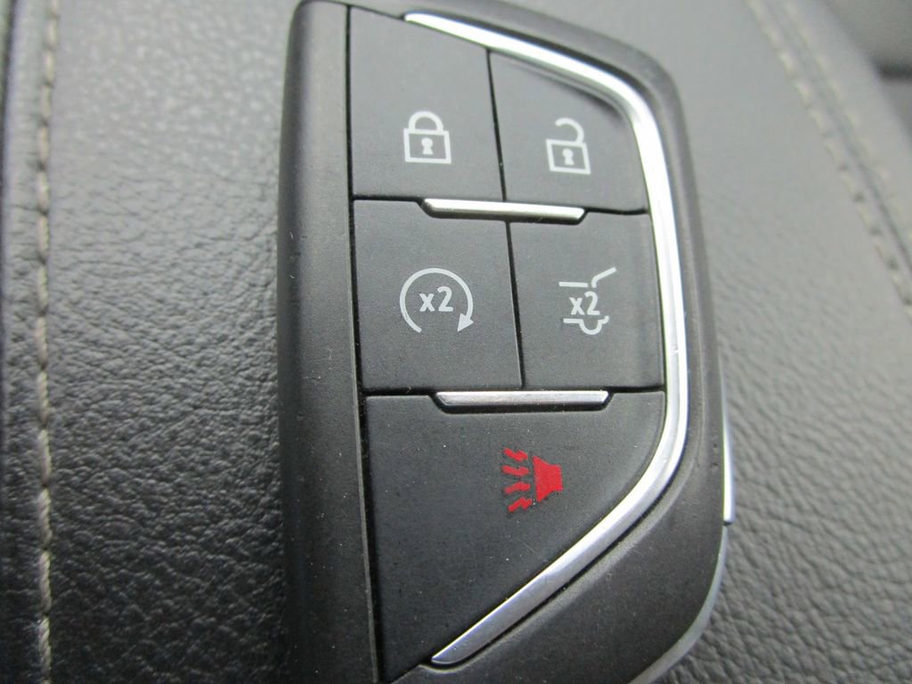 Used 2024 Cadillac XT4 Premium Luxury AWD/4WD image 44