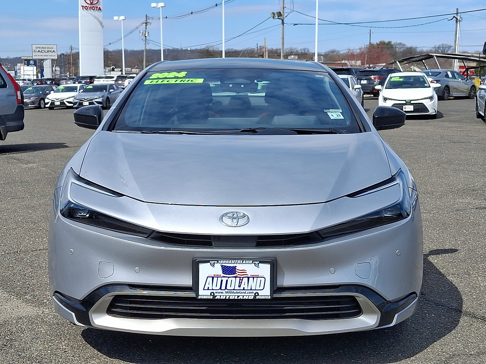 Used 2024 Toyota Prius Prime Premium w/ Advanced Technology Package FWD image 2