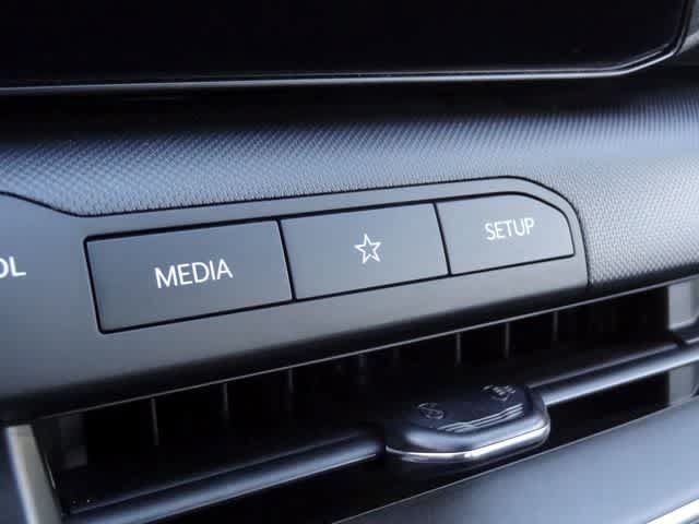 Used 2025 Kia K4 FWD image 16