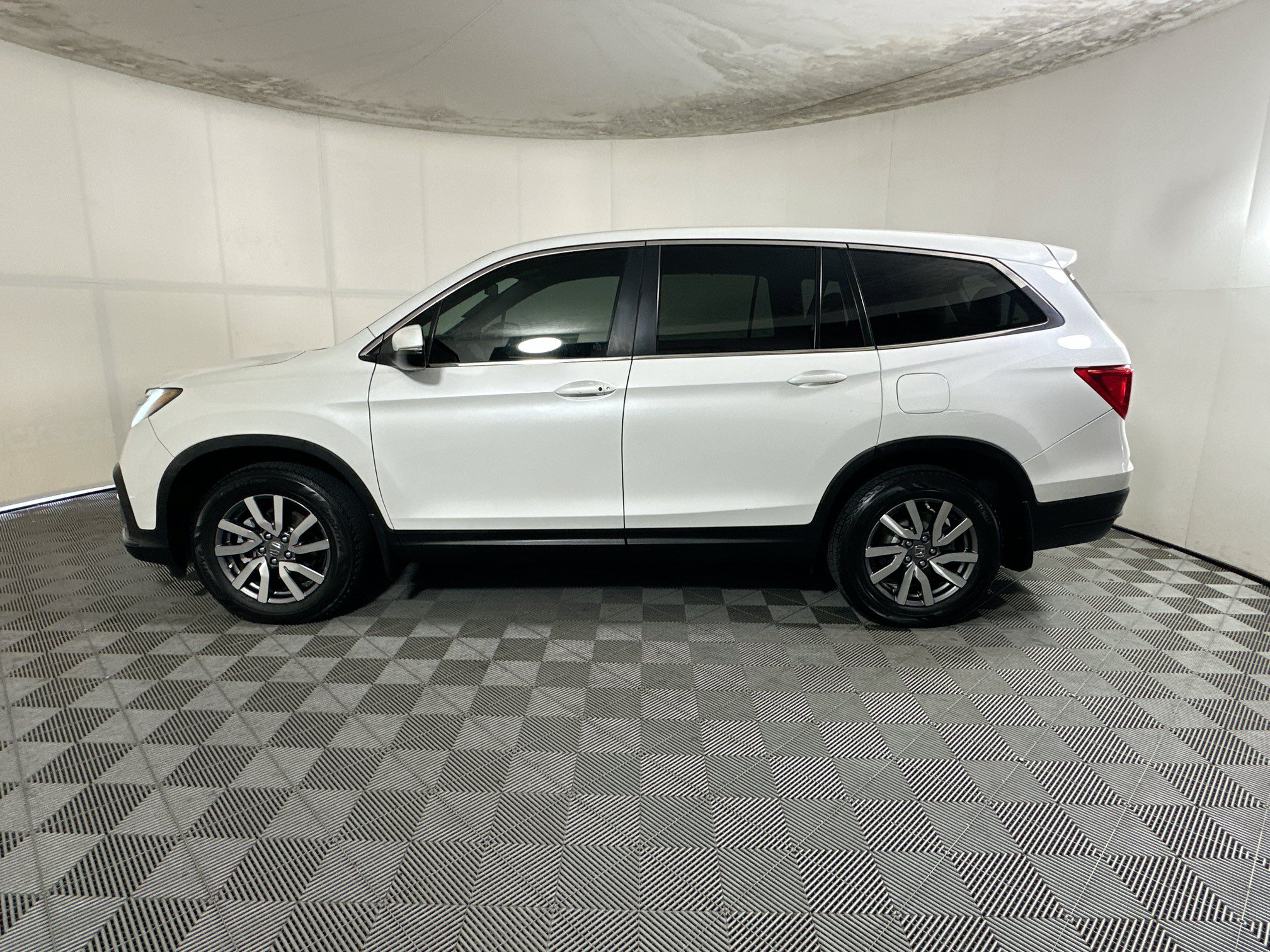 Used 2021 Honda Pilot EX image 6