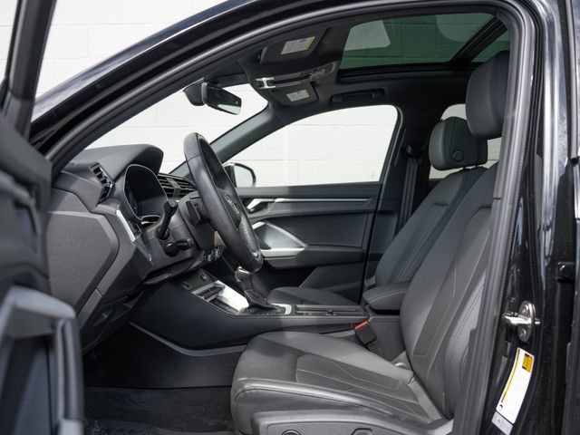 Used 2024 Audi Q3 2.0T Premium Plus w/ Premium Plus Package AWD/4WD image 17