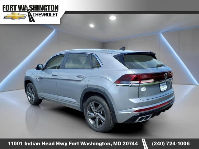 Used 2024 Volkswagen Atlas Cross Sport SEL R-Line AWD/4WD image 5