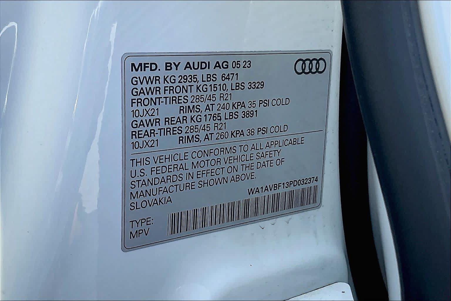 Used 2023 Audi Q8 Premium w/ Convenience Package AWD/4WD image 68