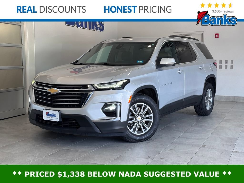 Certified 2022 Chevrolet Traverse LT w/ LPO, Floor Liner Package image 1