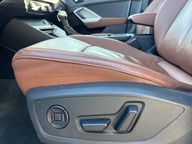 Used 2025 Audi Q3 2.0T Premium image 14