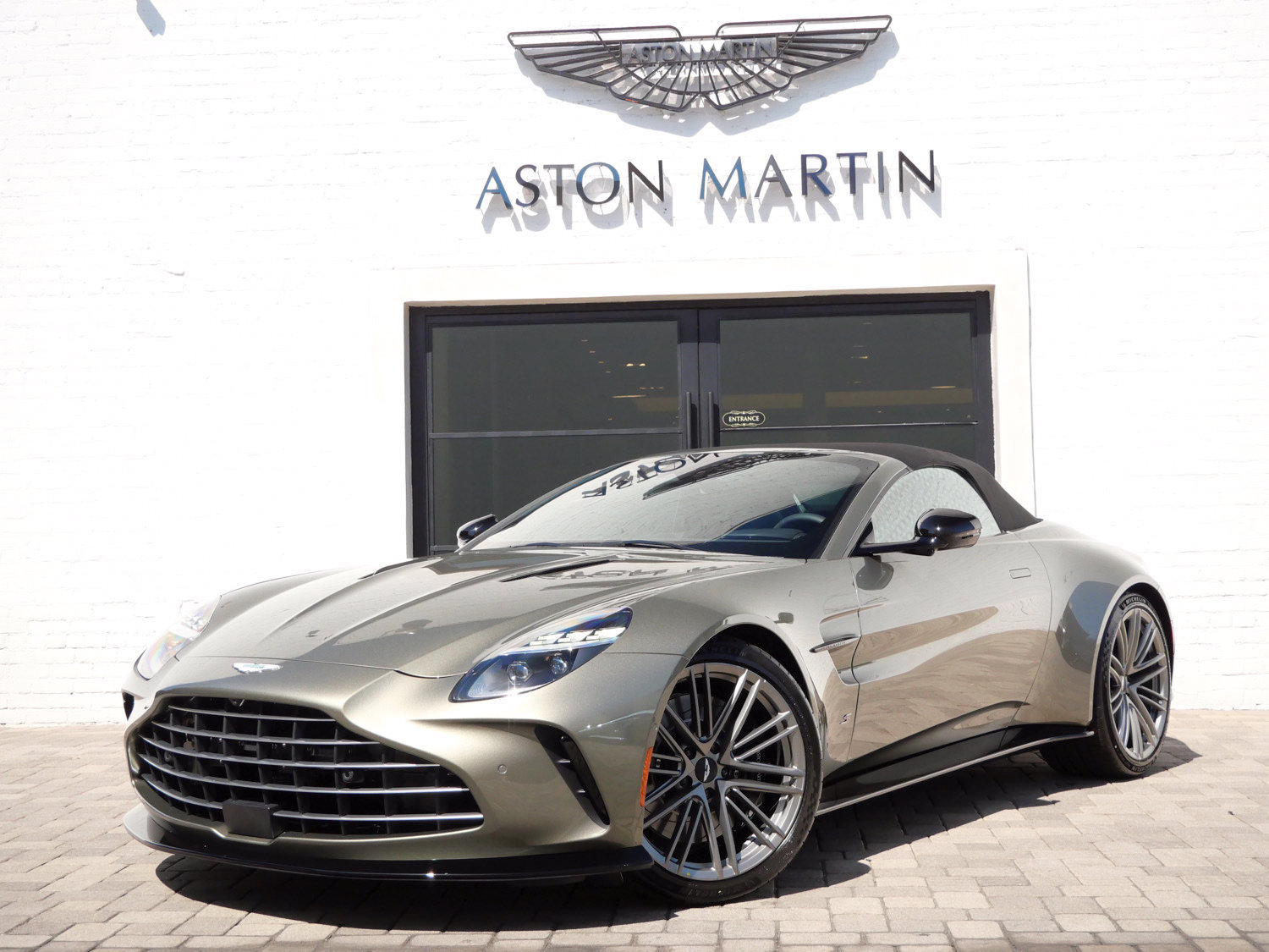 New 2026 Aston Martin V8 Vantage S RWD image 18