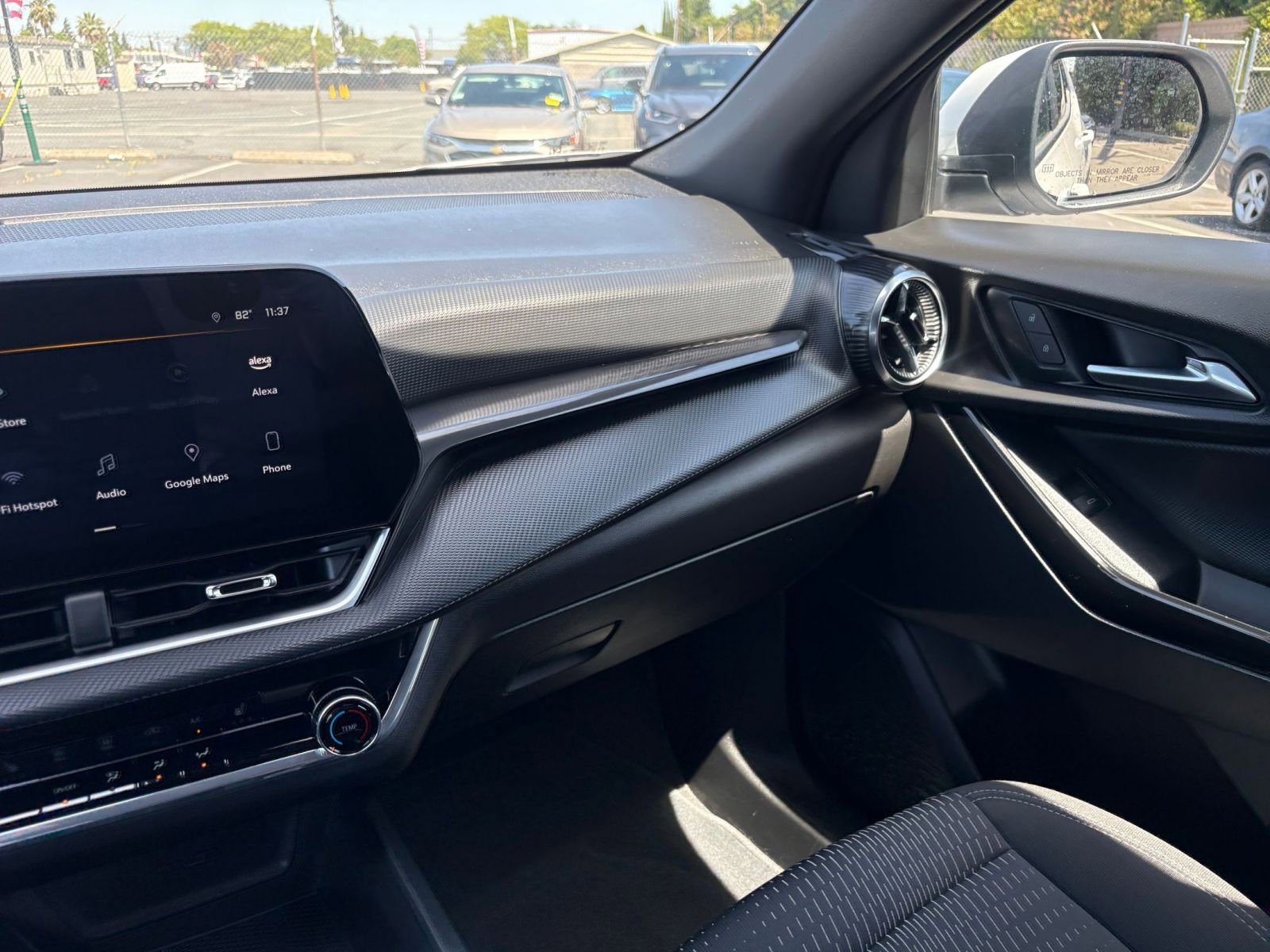 Used 2025 Chevrolet Equinox LT FWD image 36